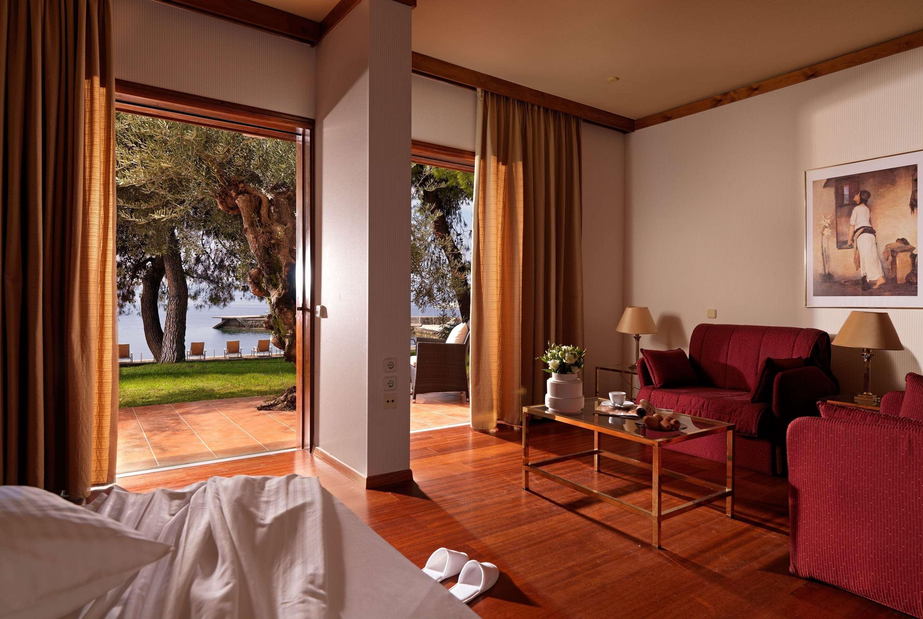 Wyndham Loutraki Poseidon Resort Exterior photo