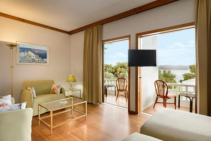 Wyndham Loutraki Poseidon Resort Exterior photo