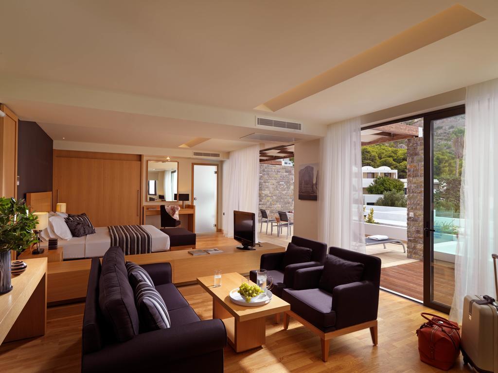 Wyndham Loutraki Poseidon Resort Exterior photo